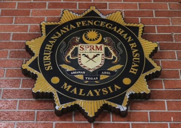 Johor MACC nabs father and son over RM90,000 in false wage subsidy claims to govt agency